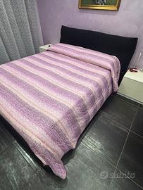 Letto matrimoniale contenitore con doghe