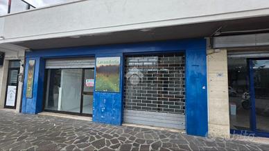 NEGOZIO A SAN GIOVANNI TEATINO