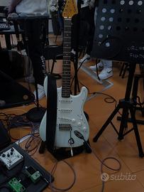 STRATOCASTER