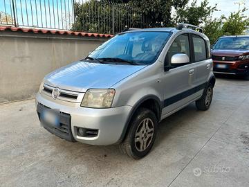 Fiat Panda 1.3 MJT 4x4 Climbing - 2011 Motore Rott
