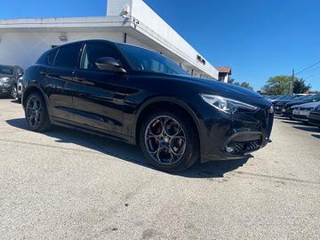 Alfa Romeo Stelvio 2.2 Turbodiesel 180 CV AT8 RWD 
