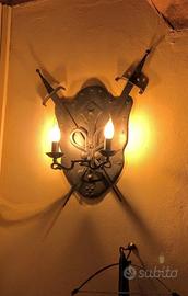Applique due luci in ferro forgiato a mano