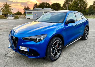 Alfa Stelvio M1 Autocarro