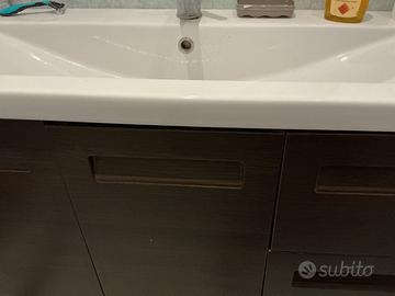 Mobiletto bagno