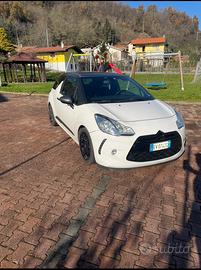 DS3 1.6 THP 155 cv Just Black
