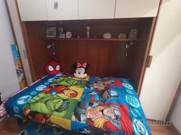 Letto da una piazza e mezza completo di rete e mat