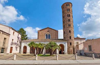 Immobile a Lugo (RA)