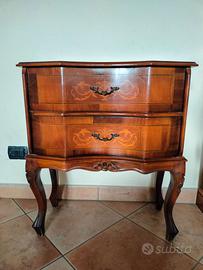 Comodino in legno vintage