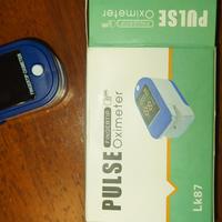 Pulsossimetro Saturimetro o Pulse Oximeter fingert