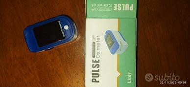 Pulsossimetro Saturimetro o Pulse Oximeter fingert