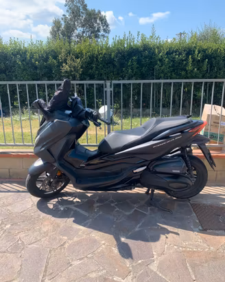 SCOOTER HONDA FORZA 350
