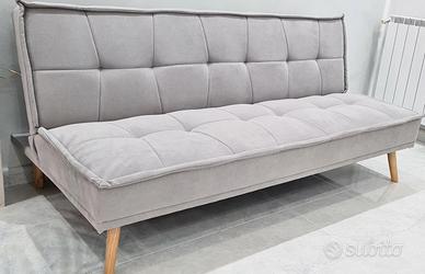 Divano Colore grigio in tessuto