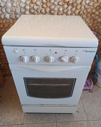 cucina Bompani con forno elettrico