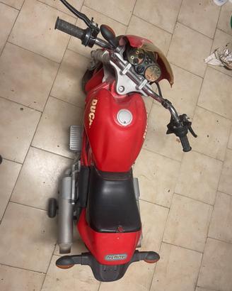 Ducati Monster a batteria Peg Perego