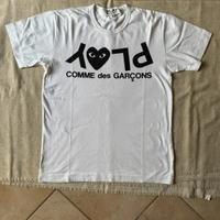 T-Shirt Comme des Garçons Play Inverted Text Logo