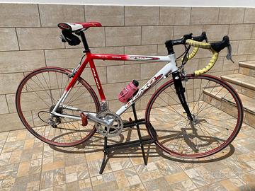 Bici da corsa Olmo in alluminio 7000