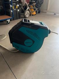 Avvolgitubo automatico da parete Amazon Basics 