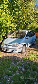 Renault Scenic intera o ricambi