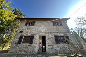 CASA INDIPENDENTE A GUBBIO