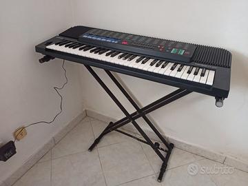 Tastiera Casio CT-670 Tone Bank con piedistallo