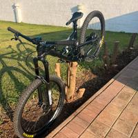 YT CAPRA 27.5