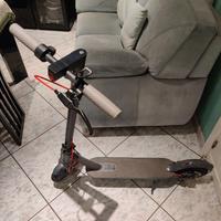 Monopattino Elettrico AOVOPRO (NON FUNZIONANTE)