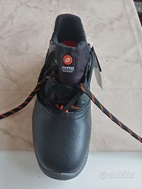 Scarpa antinfortunistica