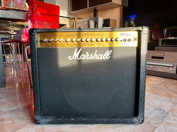 Amplificatore chitarra Marshall MG 100DFX