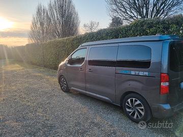 Vanster by Possl su base Citroen space tourer