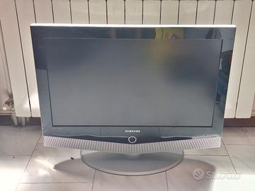 3 tv funzionanti