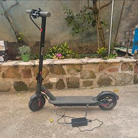 Monopattino Elettrico EMG Velociptor - Ruote Antif