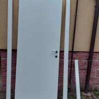 Porta battente bianca 210x80 in MDF