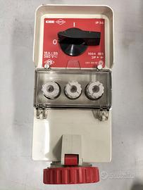 presa trifase Interbloccata 