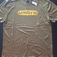 T-shirt +pantaloncini Umbro