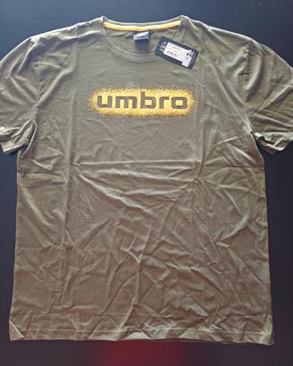 T-shirt +pantaloncini Umbro