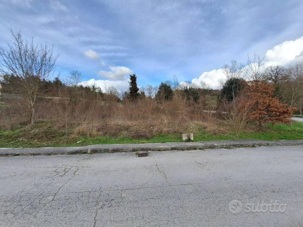 Immobile in asta di 4200 m² a Magione - Altro