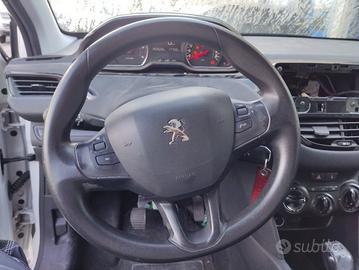 Volante PEUGEOT 208 del 2012