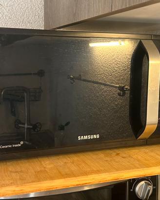 Forno a microonde Samsung 23L con Grill