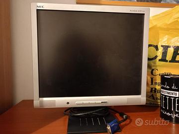 Monitor PC NEC 17"