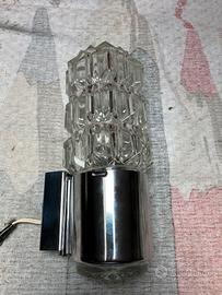 Applique metallo cromato e vetro vintage