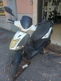 Kymco Agility 200 fine 2012 - PERMUTE
