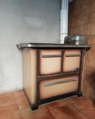 stufa a legna splendid con canna fumaria 