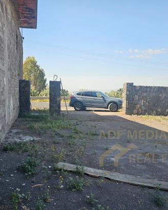Deposito Con Terreno