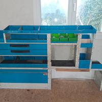 Scafalatura per furgoni