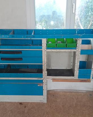 Scafalatura per furgoni