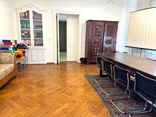 Immobile di 110 m² con 3 locali a Torino