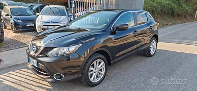 Nissan Qashqai 1.5 dCi N-Connecta