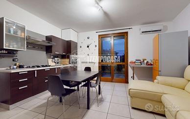 APPARTAMENTO AL PIANO TERRA CON AMPIO TERRAZZO, PO