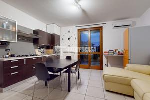 APPARTAMENTO AL PIANO TERRA CON AMPIO TERRAZZO, PO