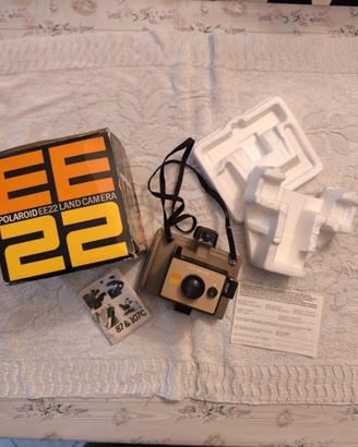 Polaroid EE22 Land Camera modello vintage 